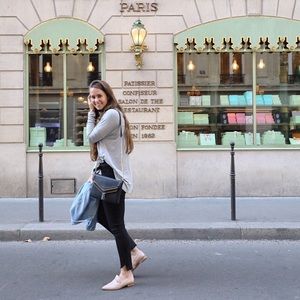 Black and Gold Aldo Purse